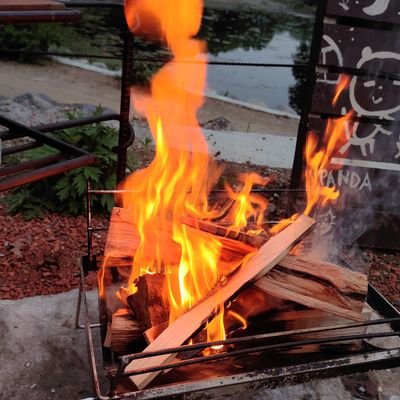 Spoj819fAMhEopA's profile picture. 