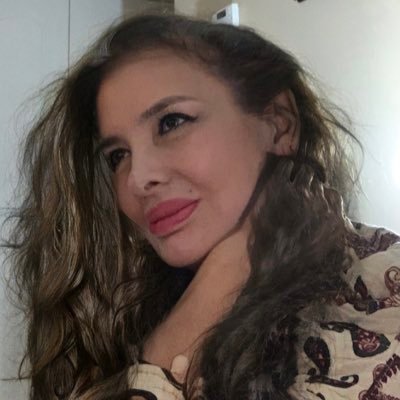 eli_sa_la's profile picture. Ingeniera en Computación e Informática; de Punta Arenas viviendo en Santiago. Colocolina de alma, 0 tolerancia con la hipocresía