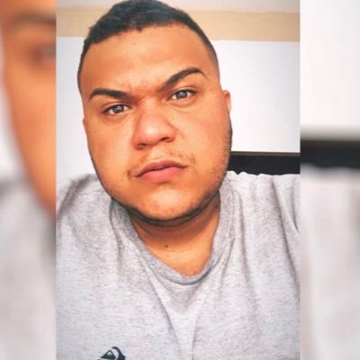 Conte comigo, MENGÃO ⚫️🔴 - Carioca - 30 anos - o moço do RH.