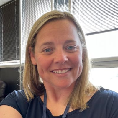 💏 Wife 💏 • 👬👫 Mom of 4 👬👫 • 👩🏼🏫 High School Math Teacher 👩🏼🏫 • ⚽️ Coach ⚽️ • 🧡 VFL 🧡