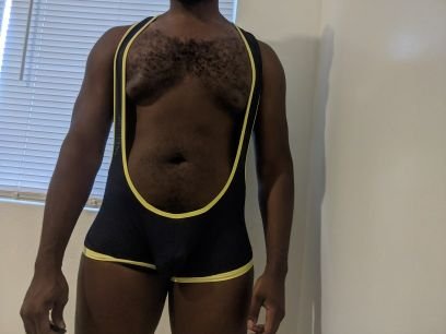 tightsmallblkh1's profile picture. 18+ only. No females.  Submissive bottom here for breeders esp. with big feet/ripe socks, #manscent, verbal,  nipple play & dominant.  I love #topsluts 
Use me.