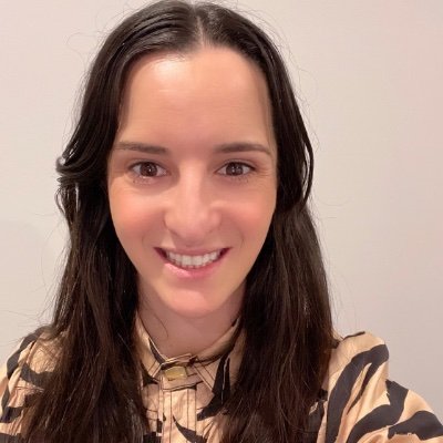 🇦🇺 Melbourne born
👩 of two 👧👧
🧜♀️ Founder and designer of Modest Mermaid
👗🎀obsessed
🌍 jet setter