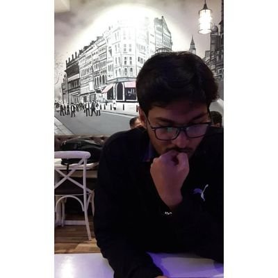 dotblackspecs's profile picture. Khalchya dukanatun kothimbir aanayla gelay.