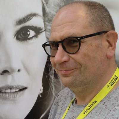 Chistes y críticas en https://t.co/ewxo1Msp54
Crítico de El Heraldo del Henares
Colaborador de Esradio Guadalajara, Alcarria TV, Nueva Alcarria y GuadaTV