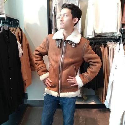 SeanJacobMendo1's profile picture. Future Job: 💊
Ideology: Centrist
#CoRRECTtheConstitution  #OpenFDI #Federalism #ParliamentarySystem