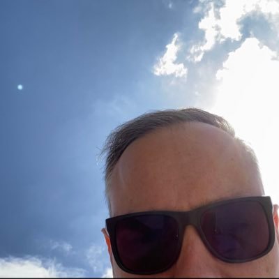 Vater, Ehemann, Programmierer, Hochschullehrer, Unternehmer, Hockey Nerd