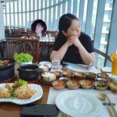 myraness's profile picture. 𝘐 𝘢𝘮 𝘮𝘦...𝘢𝘯𝘥 𝘵𝘩𝘢𝘵 𝘫𝘶𝘴𝘵𝘪𝘧𝘪𝘦𝘴 𝘦𝘷𝘦𝘳𝘺𝘵𝘩𝘪𝘯𝘨. ◡̈ ♡