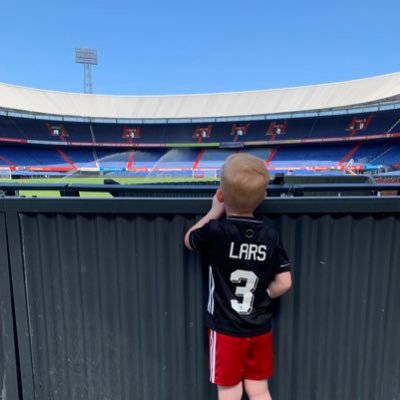 Truder83's profile picture. 🧜🏻‍♀️ Mermaids have no tears, and therefore they suffer more 🧜🏻‍♀️