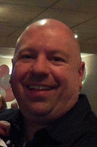 robaderasmo's profile picture. 