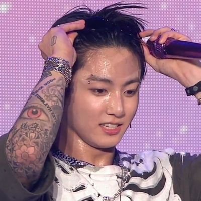 Lovejun23900105's profile picture. 