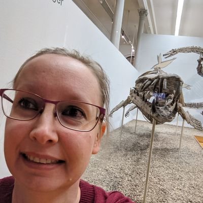PhD, Paleontologist and Flipperologist, ongoing PR and communication trainee, mom in #STEM, she/her