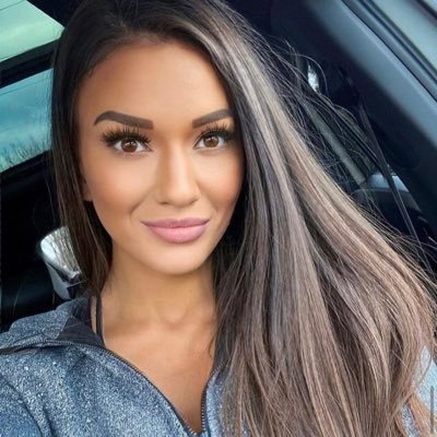 I am Megan Delarosa, Fitness trainer and Mother of one. Welcome to my fitness page. Contact on gmail:
Email: Foxm51405@gmail.com