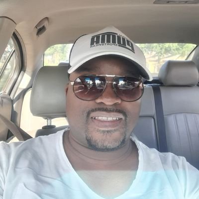 CharlesMotsheg2's profile picture. everlast