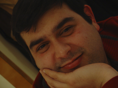 Se curioso. Lee mucho. Trata nuevas cosas. Creo que lo que mucha gente llama inteligencia solo se reduce a la curiosidad. Aaron Swartz. - Estoy en bluesky