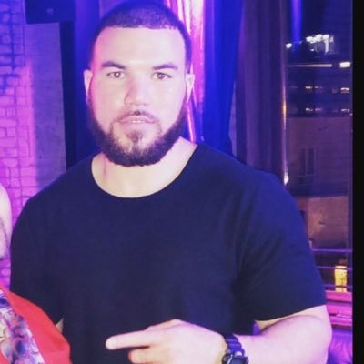 afro-caucasian. sports, hip-hop & r&b enthusiast. atx. usaf vet.