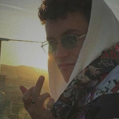 AronPiperx20's profile picture. ᅟ
        ᅟ     𝓢.𝖾ᴅ𝗎𝖼𝐭ıˌ𝗏𝖾 · ─┈ ч𝗈ꭎ
                 𝗸𝗻ᦢɯ ı 𝖑ı𝗄ɘ ı𝗍  r̶o̶u̶g̶h̶
ᅟ