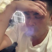 夜間模式 (@tq4mln) 's Twitter Profile