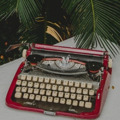 Online classes for everyone, taught by award-winning and bestselling authors.Get inspired and transform your writing!ā¤ššÆ
Founded by @oksanamarafioti