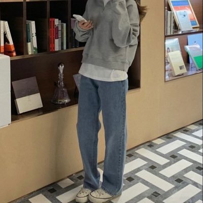 __friedeggs's profile picture. tw // ed, minor (17), she/her vent + safe space, pro-recovery (anti recovery, dni), profile picture is not me