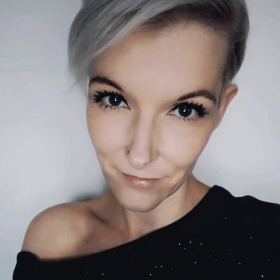 CzBlanka's profile picture. Just taking shots while playing my fav games💜

Part of Llamagamingcz🦙🦙