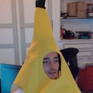 Anfonee_'s profile picture. australian guy who likes memes, tv/movies, video games cars and other stuff 
steam: anthoneeto,
twitch: 4yydee,
xbl: antotheapeman