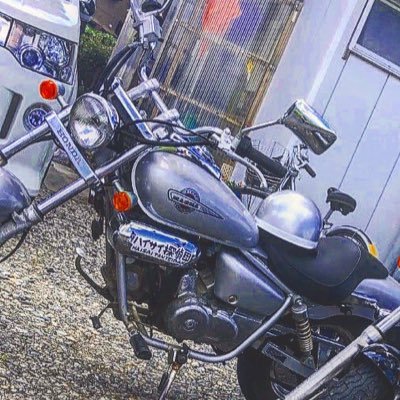 新潟県の高校生バイク乗り マグナ50に乗った上下白黒のツナギが 目印です！見かけたらヤエーしてください🙏全力で返します笑無断フォロー失礼しやす😏 #バイク乗り #高校生 #マグナ50 #ヤエー族 #バイク好きと繋がりたい