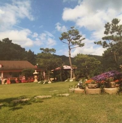 ucyJdmxk0dGIias's profile picture. 