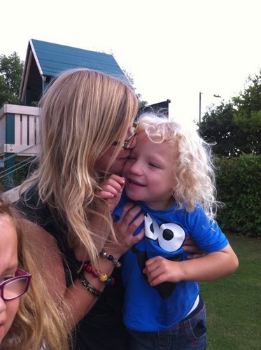 naicakes's profile picture. ☺