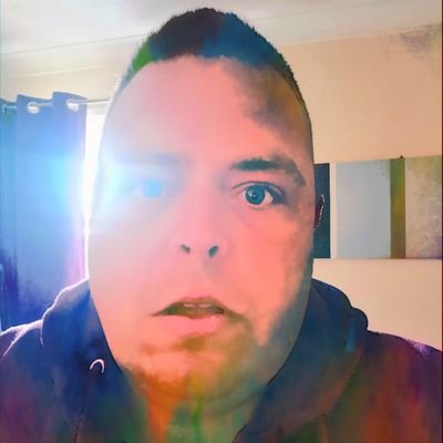 36 | Media Manager at @north_ferribyfc Founder & Admin @AngrybearDesign. All views my own, not that of my employer.