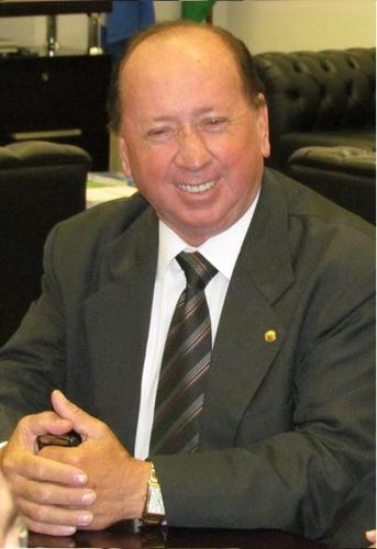 Twitter do deputado federal Roberto Dorner, eleito pelo Mato Grosso, atualizado com auxílio de sua Ass. Imprensa, sobre as atividades parlamentares.