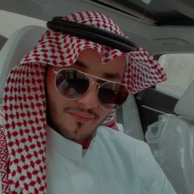 انسان عادي..♡