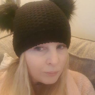 trishdunleary's profile picture. often vexed,never silent.