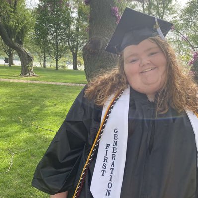 emmmaaaricci's profile picture. Snapchat:hiitsemma IG: emmmaaaricci Etown ‘21 🐦💙