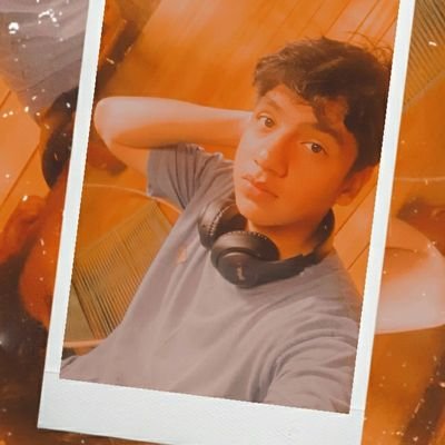 8qFRSkgVZstKfUR's profile picture. 友達を作りたい😊私はペルーから来ました☺😇