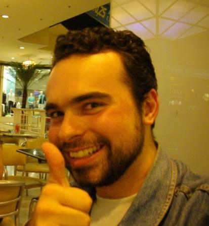 Sou professor de inglês no CNA em São Paulo. Meu Twitter está aberto a todos os amigos e alunos. 
Sejam bem vindos.

Um grande abraço
Ricardo R. Artuzo