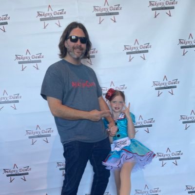 mfrelund's profile picture. @Twins baseball fan, stock market, runner, #beagles #bostonterrier, a good concert. survived Hurricane Nicole. Did I say I #homebrew?