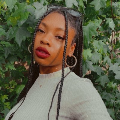 OMGtweet_it's profile picture. Just greatness