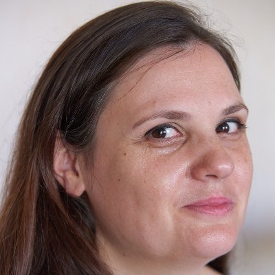 ReikiAmelie's profile picture. Praticienne Reiki énergéticienne, magnétiseuse et Conseillère en Fleurs de BACH