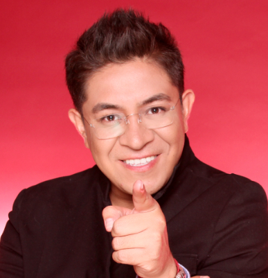 Programa de tv por internet, conducido por @LeonardoMarker, en el que semana a semana presentará a diferentes personalidades. ¡Muy pronto!