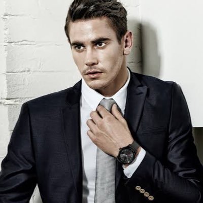 obsidia09136471's profile picture. 金融関係者 若干18歳で東大に合格