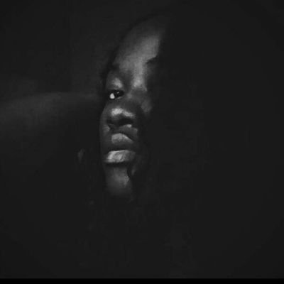 Massage therapist// Complementary and Alternative medicine Student// Elite⭐// Fashion designer
@graciodonatella