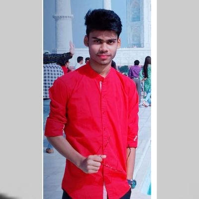 Priyans37542327's profile picture. .......