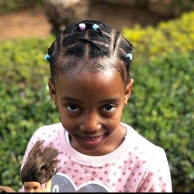 zoro_veah's profile picture. superstar in the making.