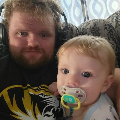 Family man of 3 that loves playing video games and trying to make a living out of it. Come check me out at https://t.co/1eA3CWE44b