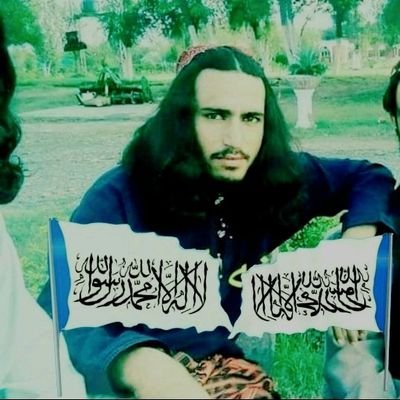 چي مي تر څو سپیني ماڼۍ ته رسولی نه یې
د امــــــارت سپـیـنه نــښـــانه پــوروړی دي یم