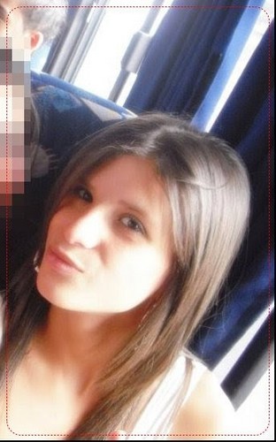 19 anos,amiga, louca, compositora, apaixonada, feliz, verdadeira, PALMERENSE...