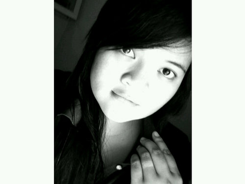 akucimoo's profile picture. 