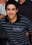 Sou Leandro Damásio, 17 Anos, Prático Artes Marciais, Pagodeiro,Avaiano e Flamenguista , Vivo a vida  intensamente , então vamos Viver Mais e sofrer menos!