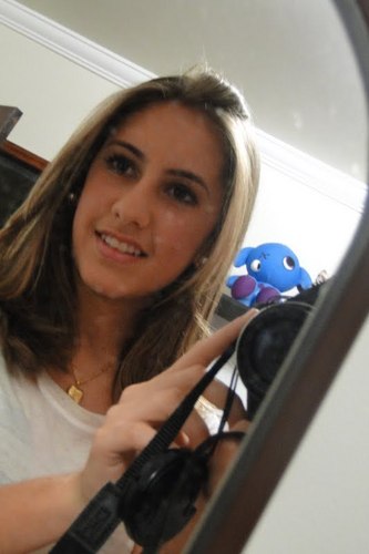 jorcalvo's profile picture. cada ser em si,carrega o dom de ser capaz de ser feliz =)