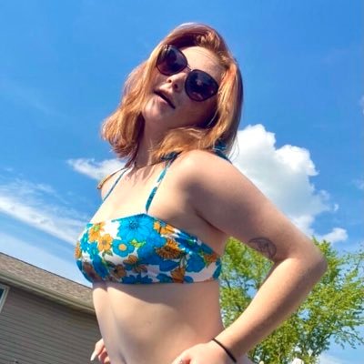 HilbertKenna's profile picture. just livin life